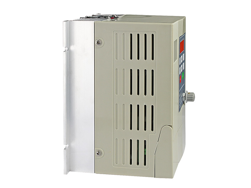 4000H通用變頻器，變頻器三相380V，變頻器廠家，電機變頻器